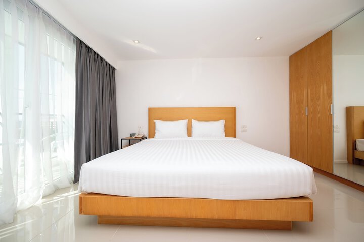 Room 38 of 120