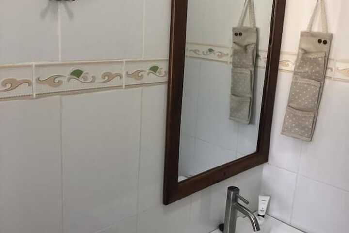 Room 18 of 32