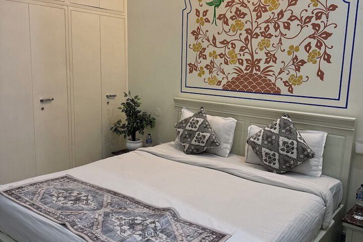 Room 20 of 62