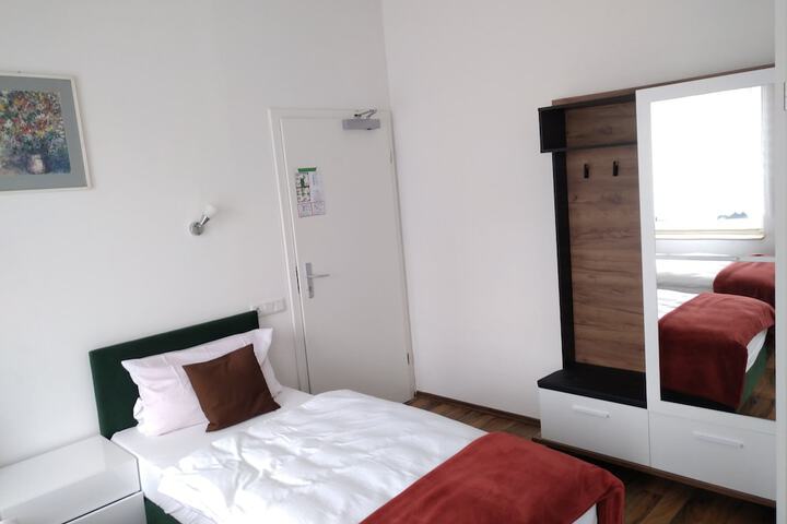 Room 16 of 56