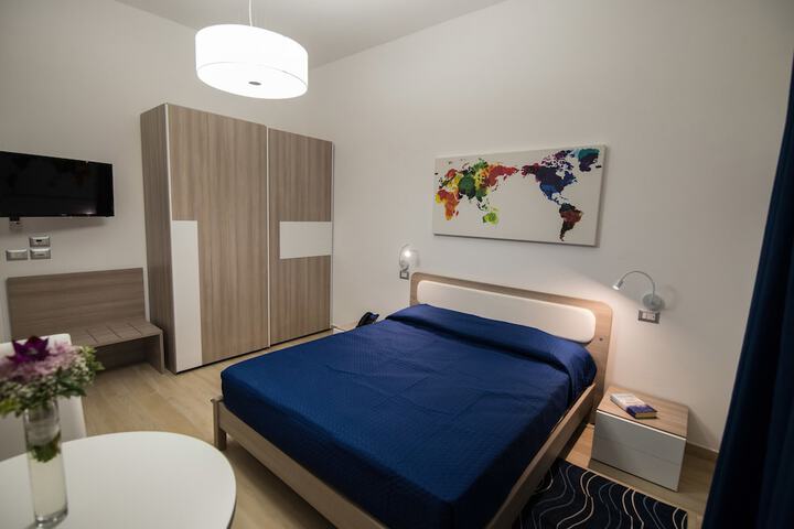 Room 9 of 54