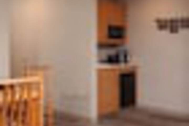 Room 80 of 261