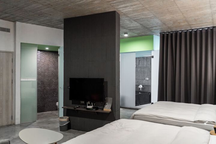 Room 20 of 57