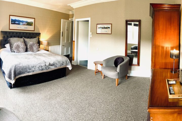 Room 13 of 54
