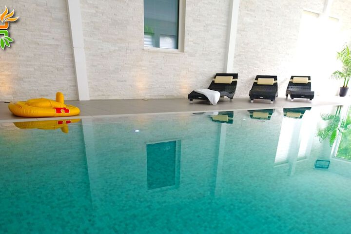 Pool 29 of 36