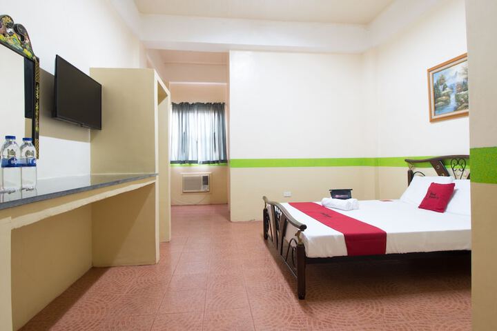 Room 16 of 38