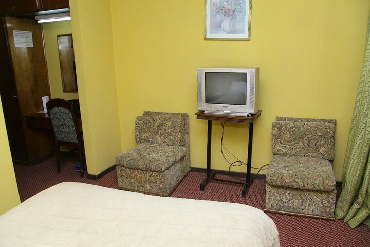 Room 5 of 39