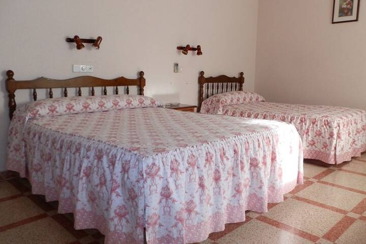 Room 4 of 15