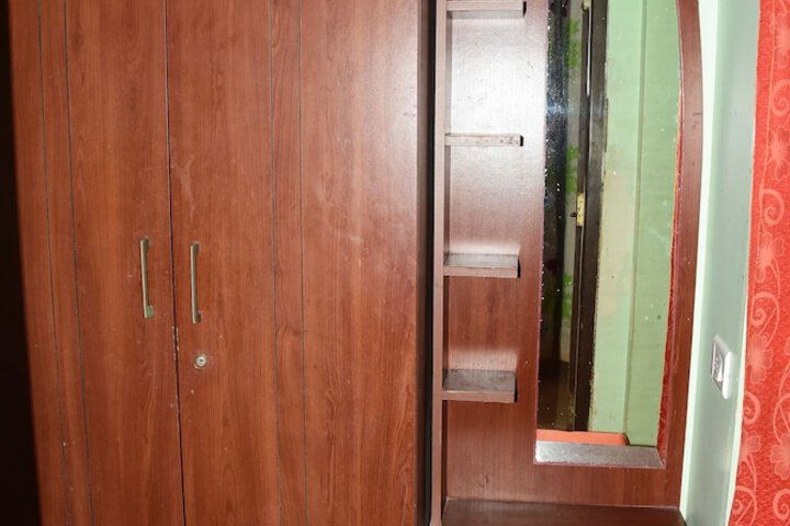 Room 15 of 35