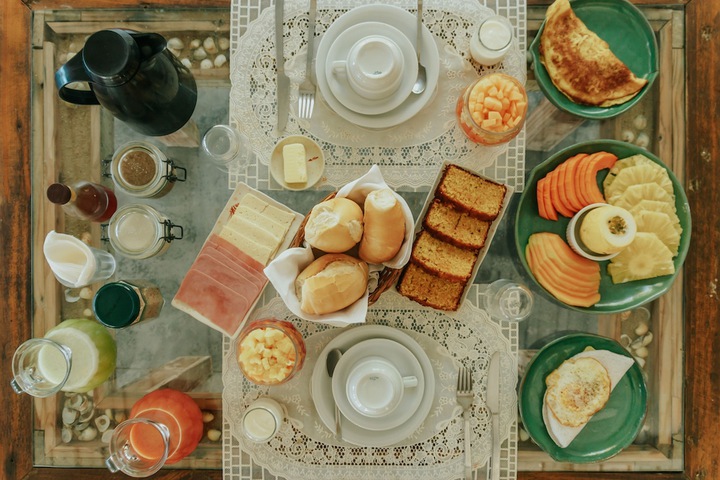 Breakfast/Coffee Service 82 of 107