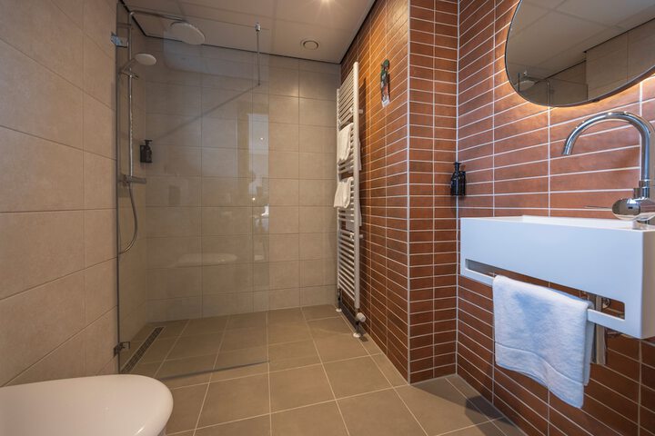 Clean Restrooms