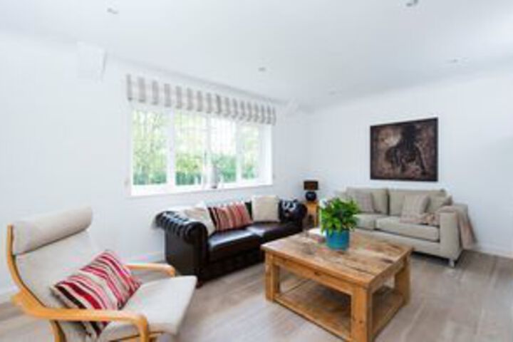 Roomy 3BR Maisonette in Leafy SW London
