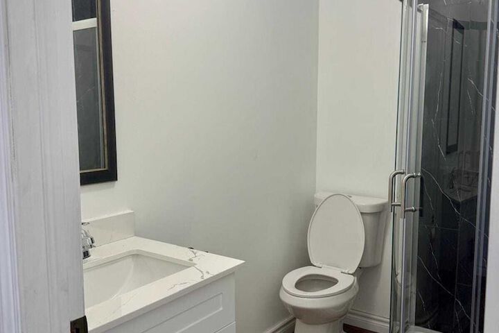 Room 40 of 64