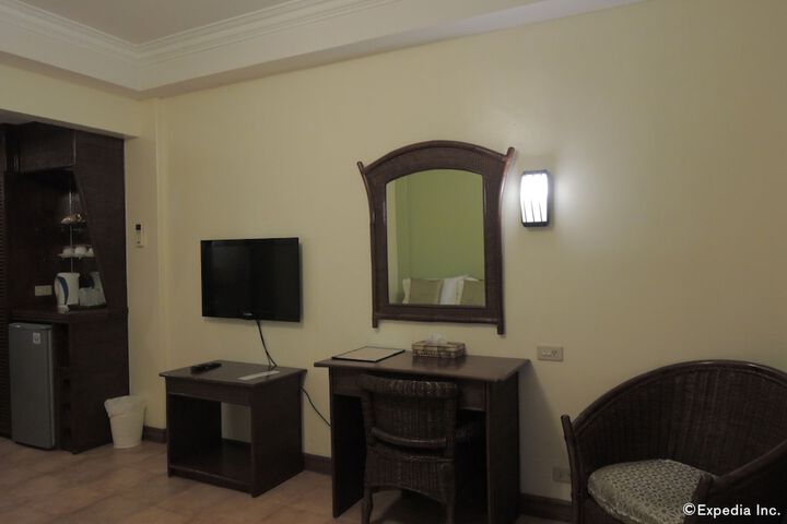 Room 14 of 49