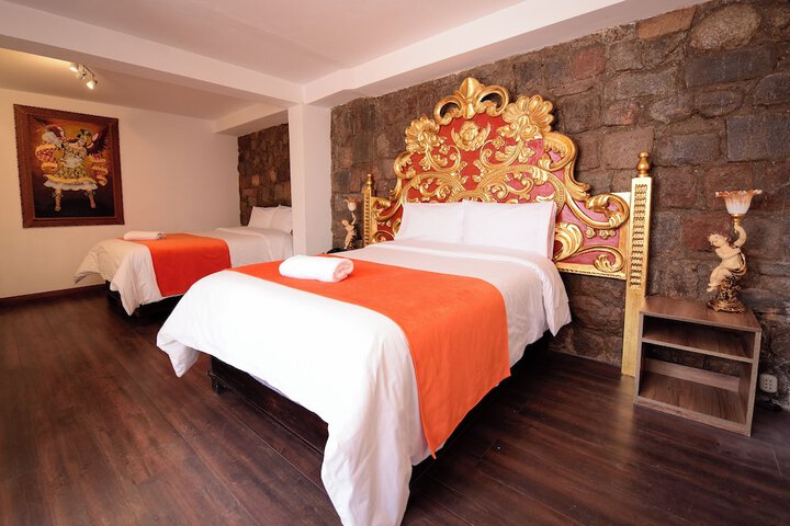 Room 44 of 96