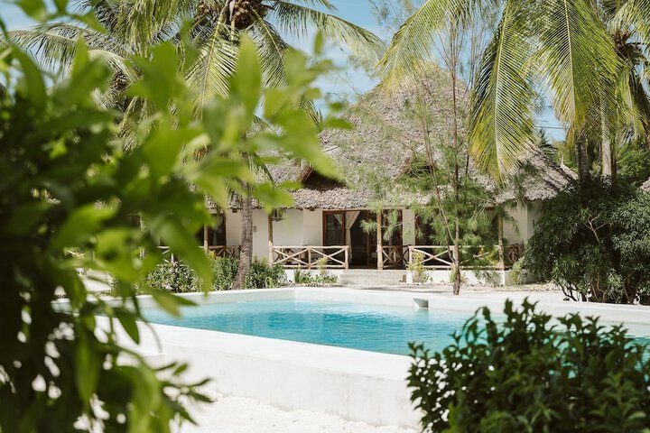 Pool 11 of 23