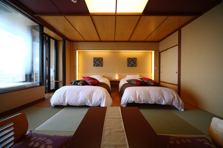 Room 30 of 184