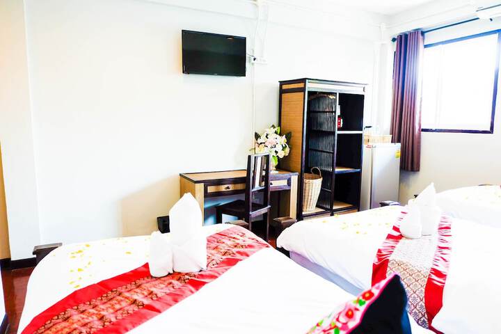 Room 33 of 88