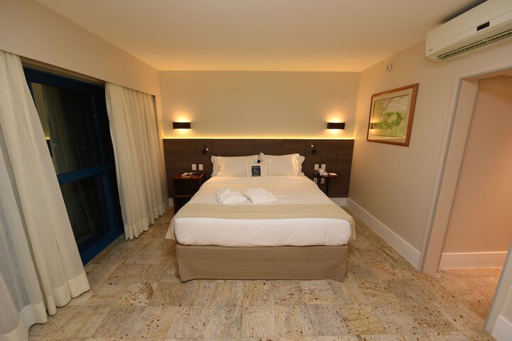 Room 26 of 165
