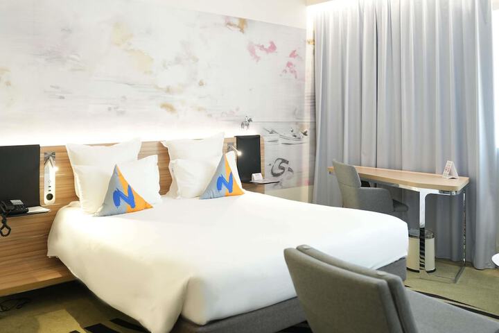 Room 73 of 315