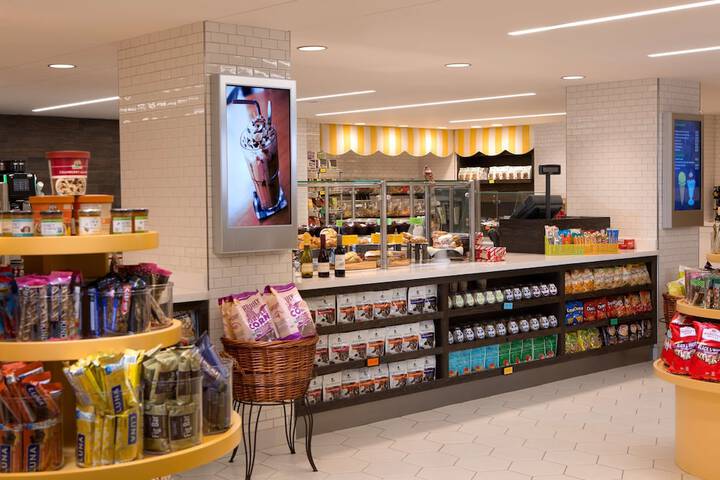 Snack bar
