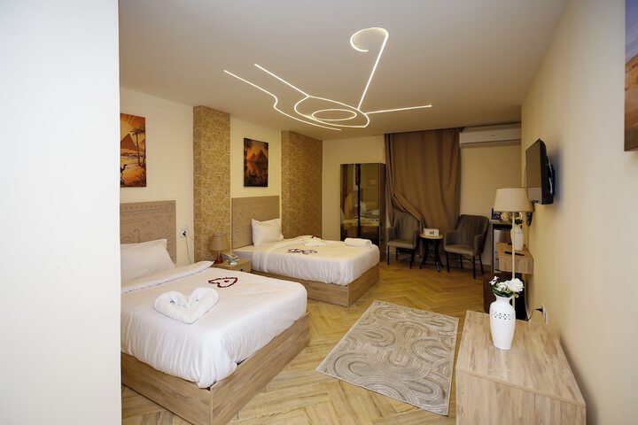 Room 56 of 177