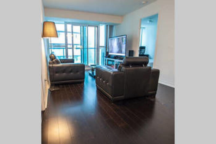 Room 8 of 15