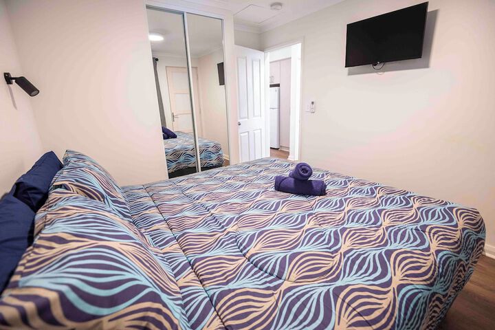 Room 28 of 64