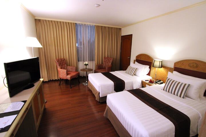 Room 19 of 50