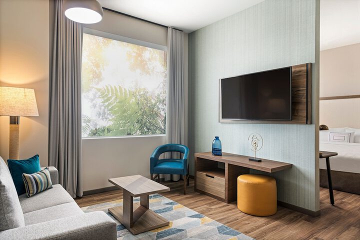 Room 18 of 43