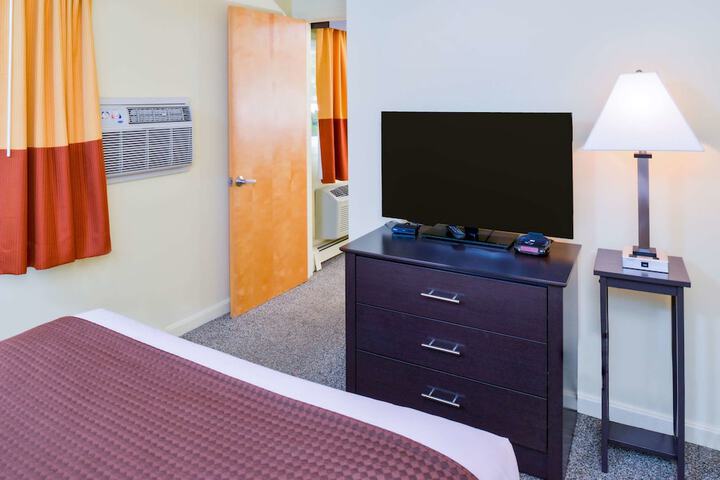 Room 27 of 101
