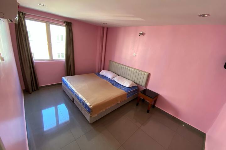 Room 15 of 31