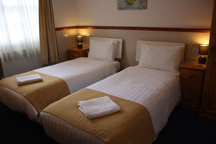 Room 10 of 52