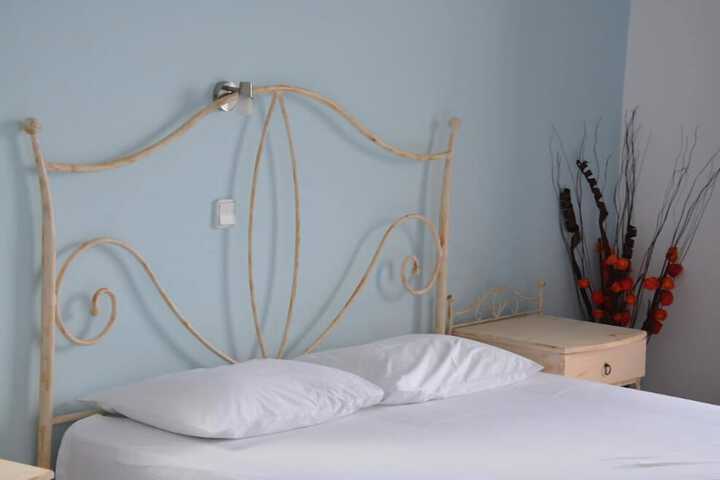 Room 11 of 23