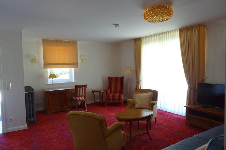 Room 32 of 115