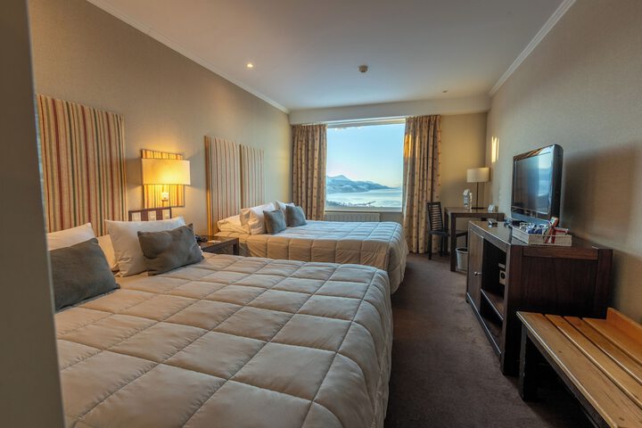 Room 11 of 50