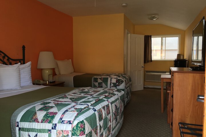 Room 16 of 49