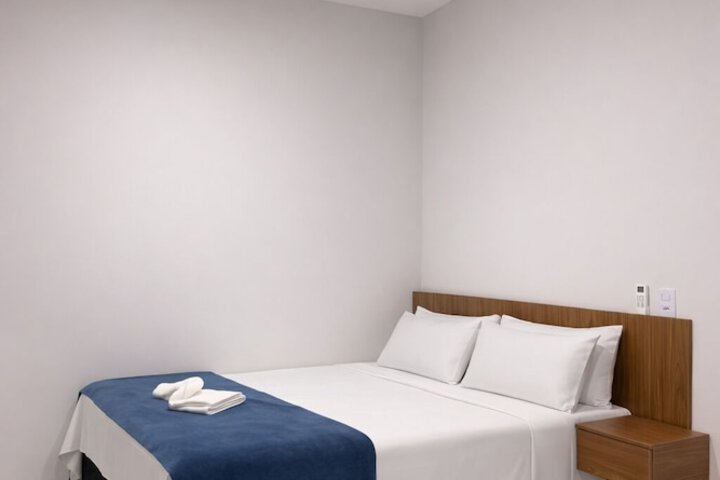 Room 13 of 49