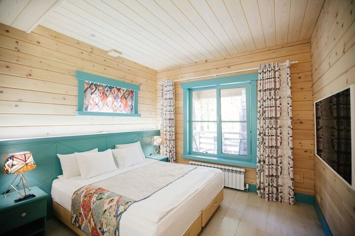 Room 16 of 62