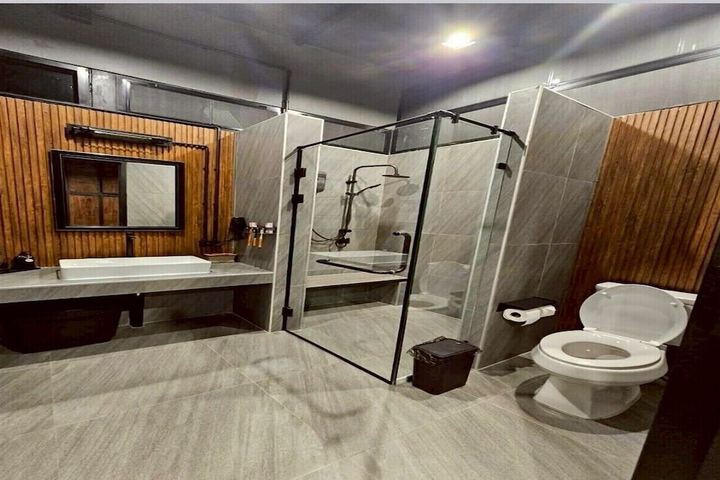 Room 45 of 60
