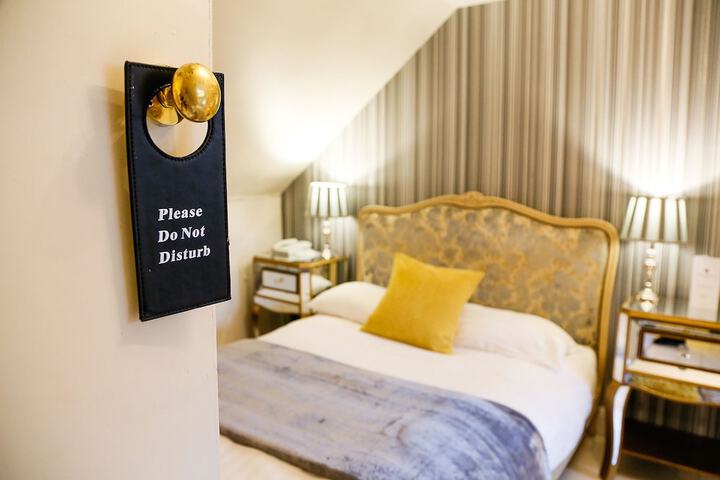 Room 15 of 59