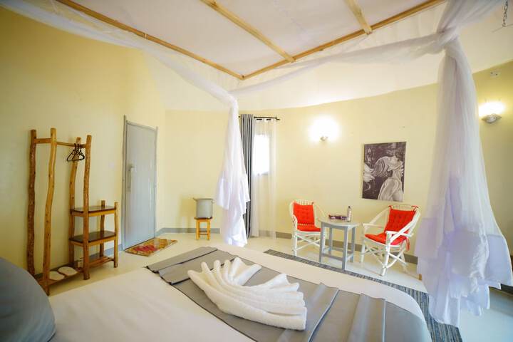 Room 10 of 31