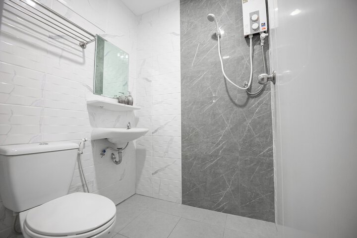 Room 58 of 83