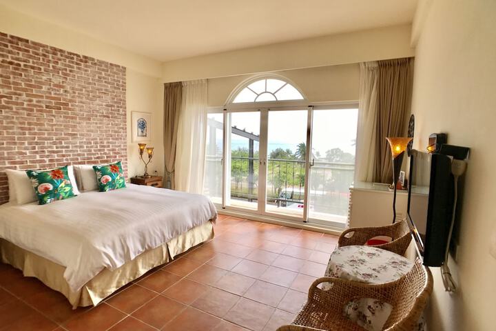 Room 4 of 53