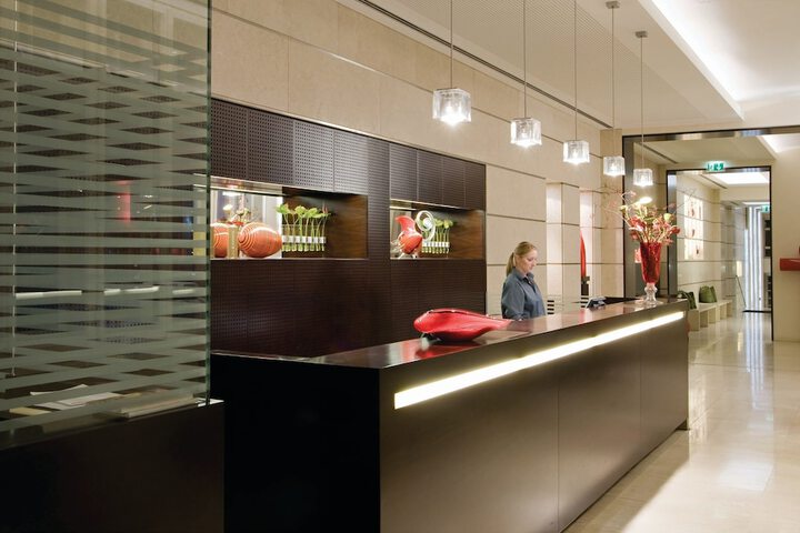 Guest Lobby