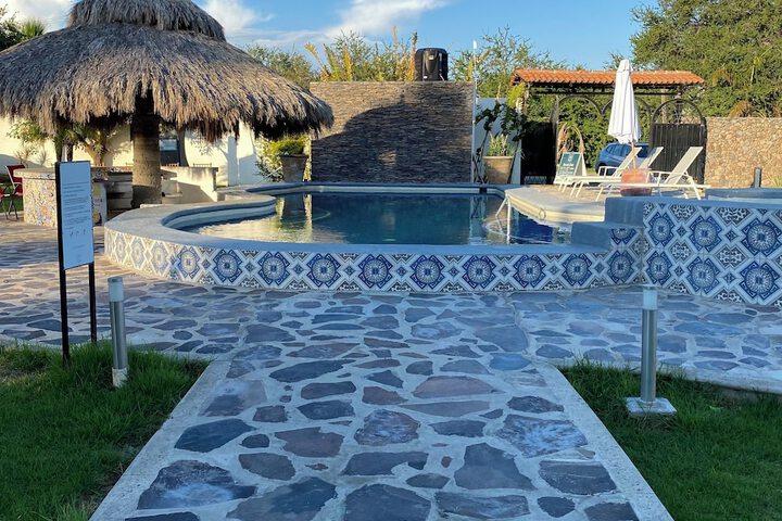 Pool 21 of 48