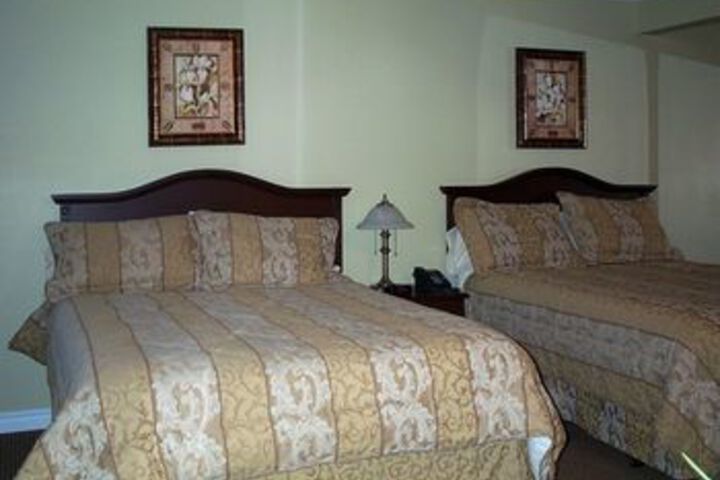 Room 11 of 37