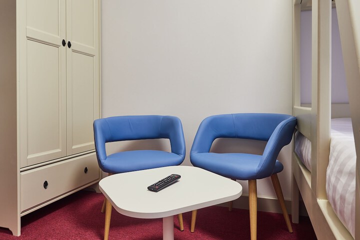 Room 18 of 18