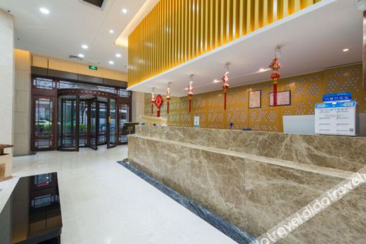 Hotel Interior 14 of 33