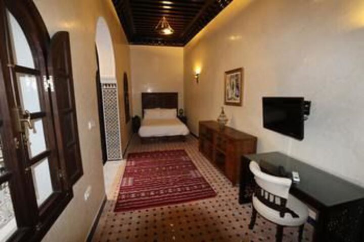 Room 6 of 25